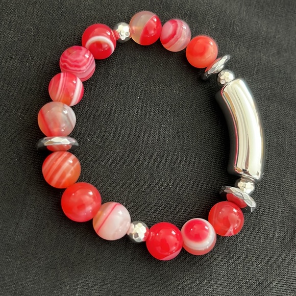 Women Lovely Handcraft Pink Bracelets - Picture 2 of 2